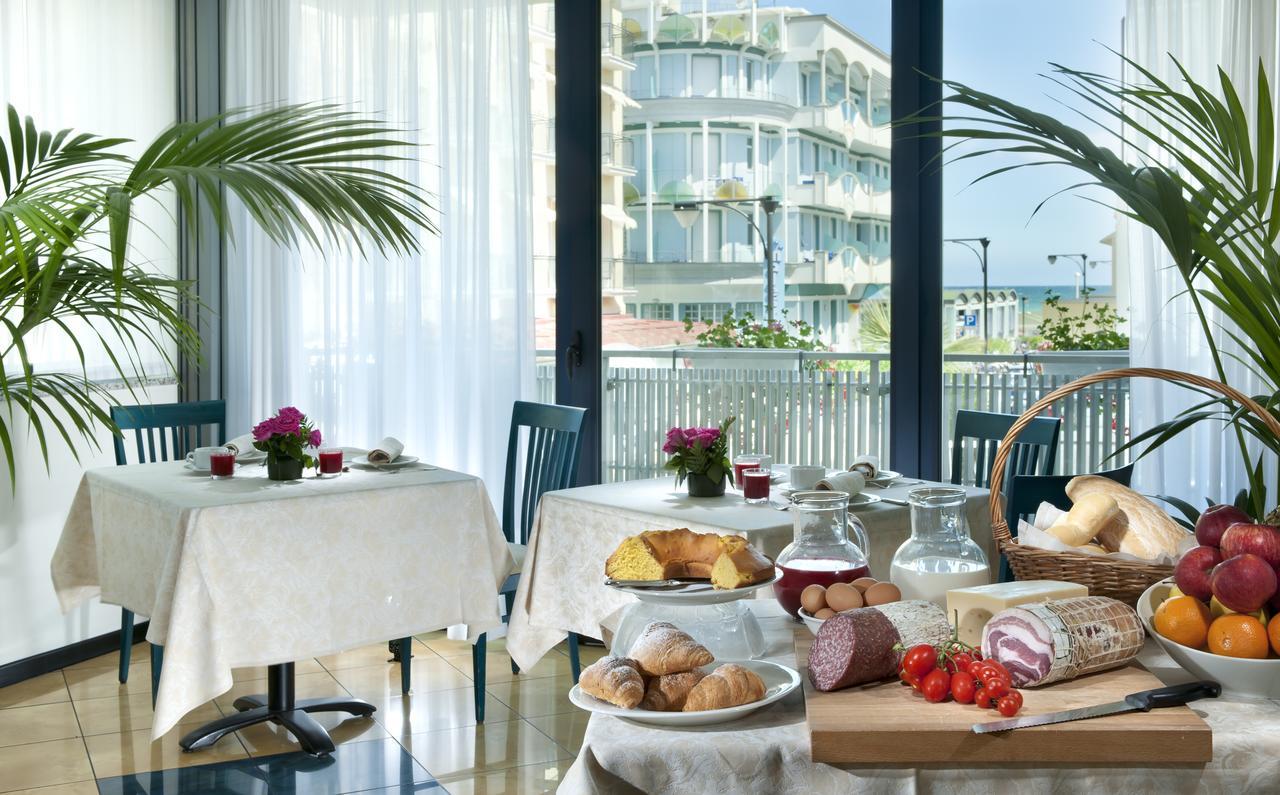 Hotel Gabbiano Cattolica Eksteriør bilde