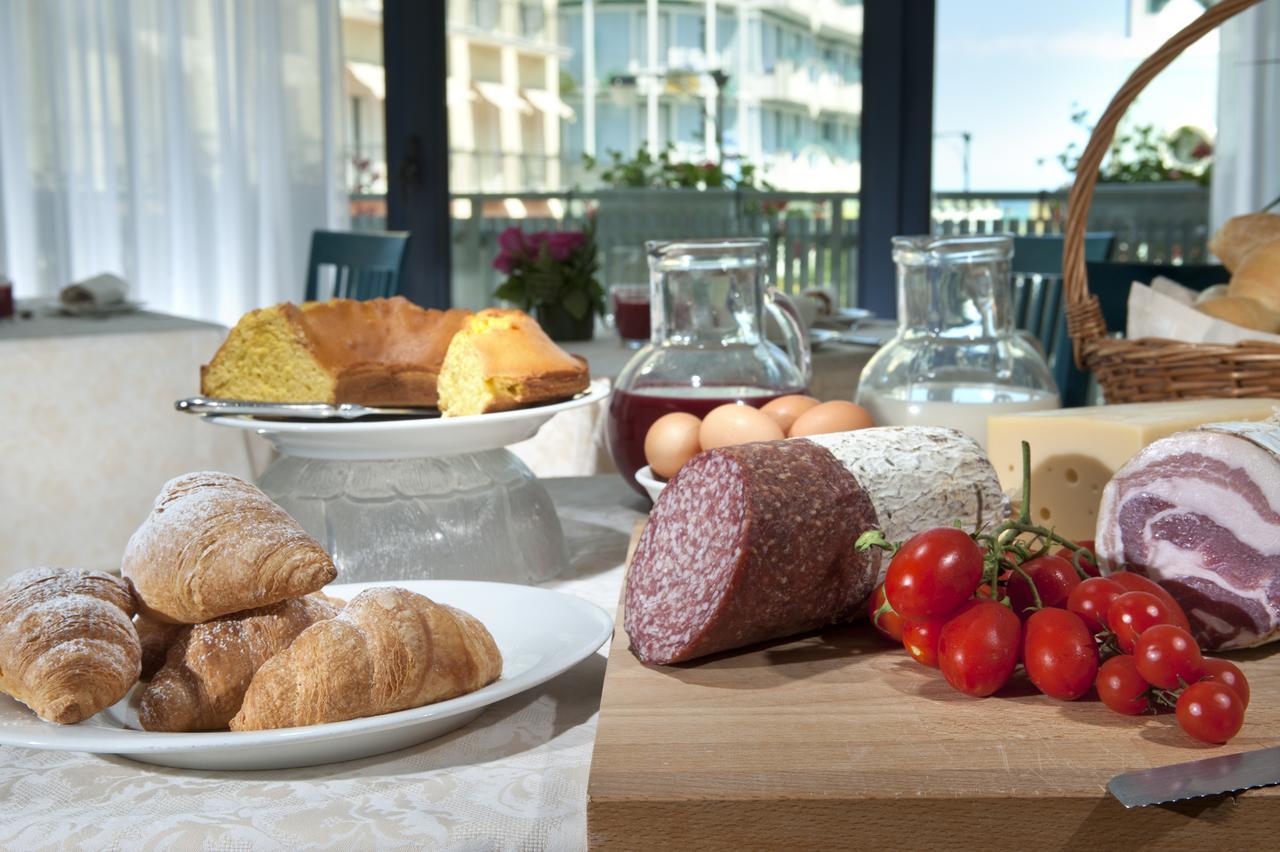 Hotel Gabbiano Cattolica Eksteriør bilde
